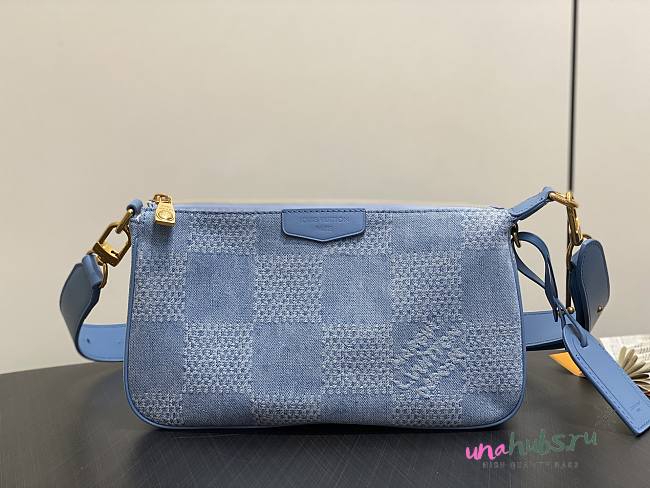 Louis Vuitton Pochette Accessories XL Blue Denim - 16.5 x 9 x 28 cm - 1