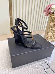 YSl Cassandra 90 leather wedge sandals in black - 6