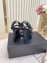 YSl Cassandra 90 leather wedge sandals in black - 4