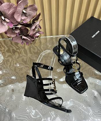 YSl Cassandra 90 leather wedge sandals in black patent