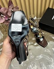 YSl Cassandra 90 leather wedge sandals in brown - 3