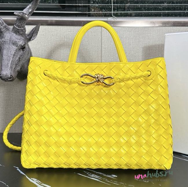 Bottega Veneta Andiamo Yello Tote Bag - 32.5×24×12cm - 1