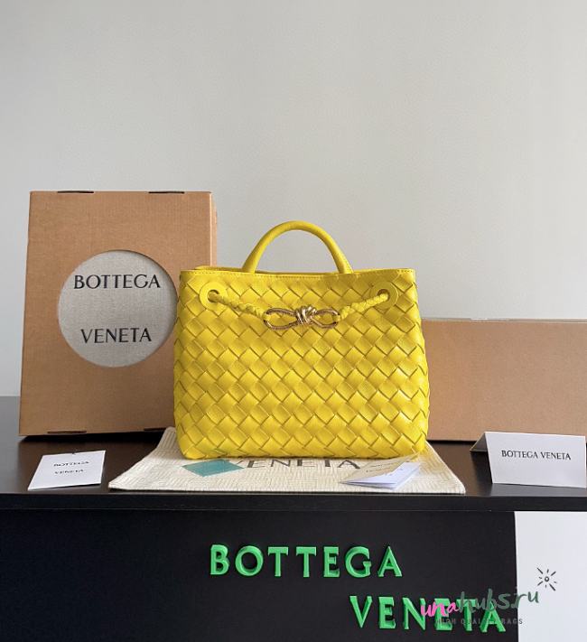 	 Bottega Veneta Andiamo Yello Tote Bag - 25*22*10.5cm - 1