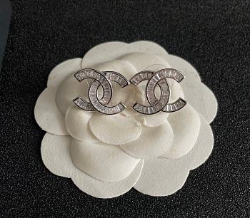 CHANEL Silver Stud Fashion Earrings