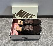 Air Jordan 1 Retro Low OG SP x Travis Scott ‘Velvet Brown - 3