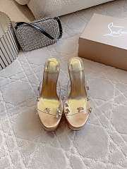 	 Christian Louboutin o1s1wg110325 Degraqueen Alta 130 in Gold - 5
