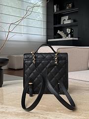 Chanel Grained Shiny Calfskin & Gold-Tone Metal - 22x19.5x7cm - 5