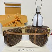 Louis Vuitton Duo BB Bag - 19 x 14 x 6 cm - 5