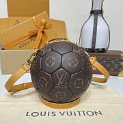 Louis Vuitton SOCCER BALL - 19*19*19cm - 1