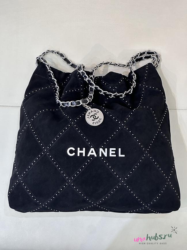 Chanel 22 Black Velvet Tote - 37/35/7cm - 1