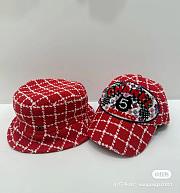 Chanel Tweed Red hat - 1