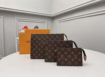 Louis Vuitton Trio Toilet Pouch - 25 x 20 x 5.5 cm