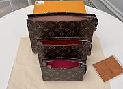 Louis Vuitton Trio Toilet Pouch - 25 x 20 x 5.5 cm - 2