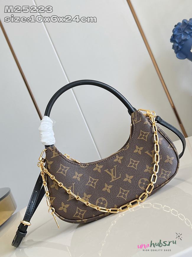 Louis Vuitton Catchy PM Monogram Canvas - 10 x 6 x 24cm - 1