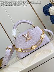 Louis vuitton Capucines East-West Light Purple - 2
