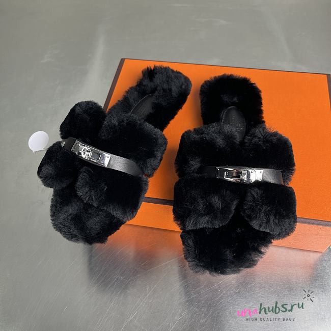 Hermes Oran Black Fur Sandals - 1