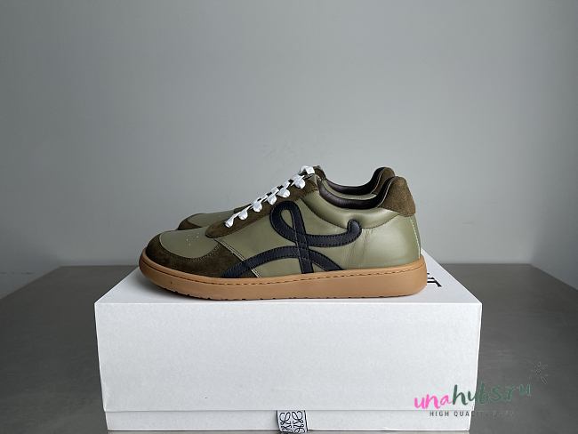 	 Loewe Green Sneakers - 1