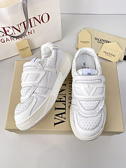 	 Valentino Joie de Jouer sneakers in white - 2