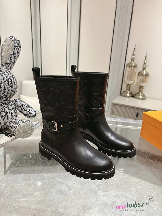 Louis Vuitton LV Territory Flat Ankle Boot - 1