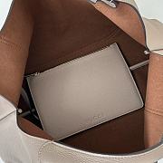 Gucci Softbit Maxi Shoulder Bag Taupe 46x26x16cm - 2