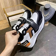 Burberry Sneaker - 5