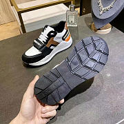 Burberry Sneaker - 2
