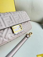 Fendi Baguette Bag Pink 27cm - 3