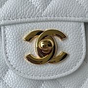 Chanel Medium Flap Bag White Caviar Gold 25cm - 4