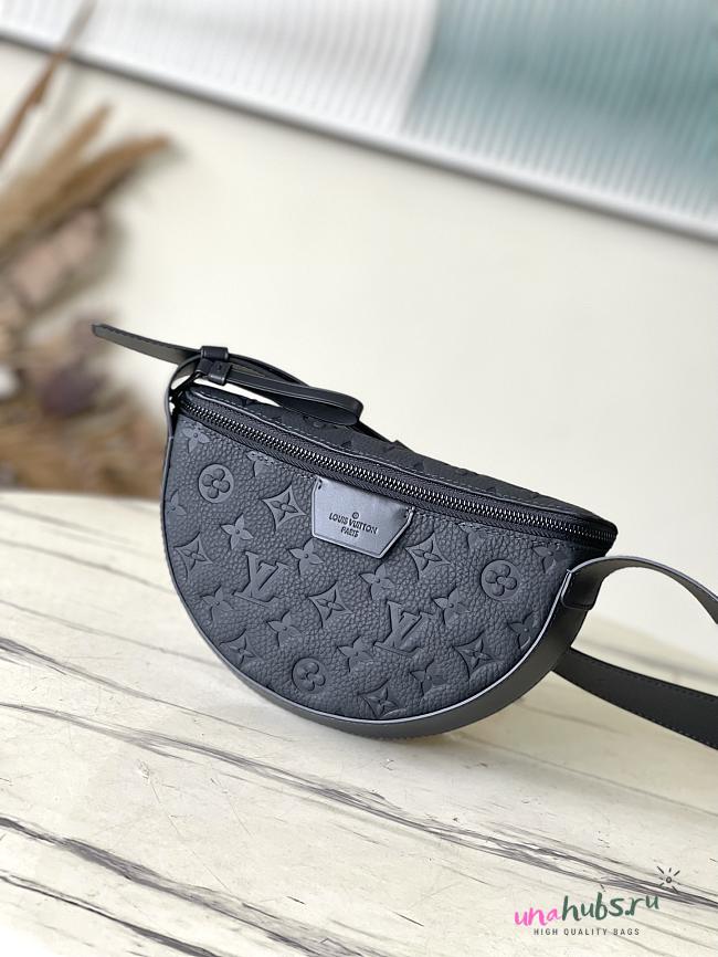 Louis Vuitton LV Moon Crossbody Black 24.5cm - 1