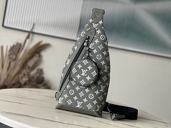Louis Vuitton LV Duo Slingbag Green 20x42x6cm