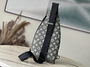 Louis Vuitton LV Duo Slingbag Green 20x42x6cm - 3