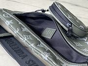 Louis Vuitton LV Duo Slingbag Green 20x42x6cm - 2