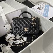 Chanel Top Handle Black Lambskin 20cm - 1