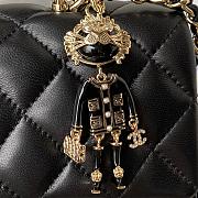 Chanel Top Handle Black Lambskin 20cm - 2