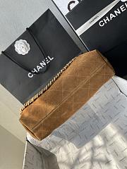 Chanel Light Brown Tote 33x26x14cm - 4