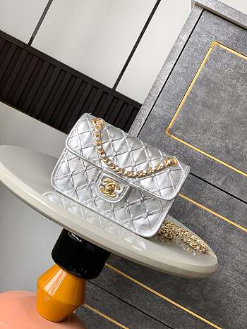 Chanel Flap Bag Silver Gold 19cm