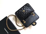 Chanel Flap Bag Black 19cm - 5