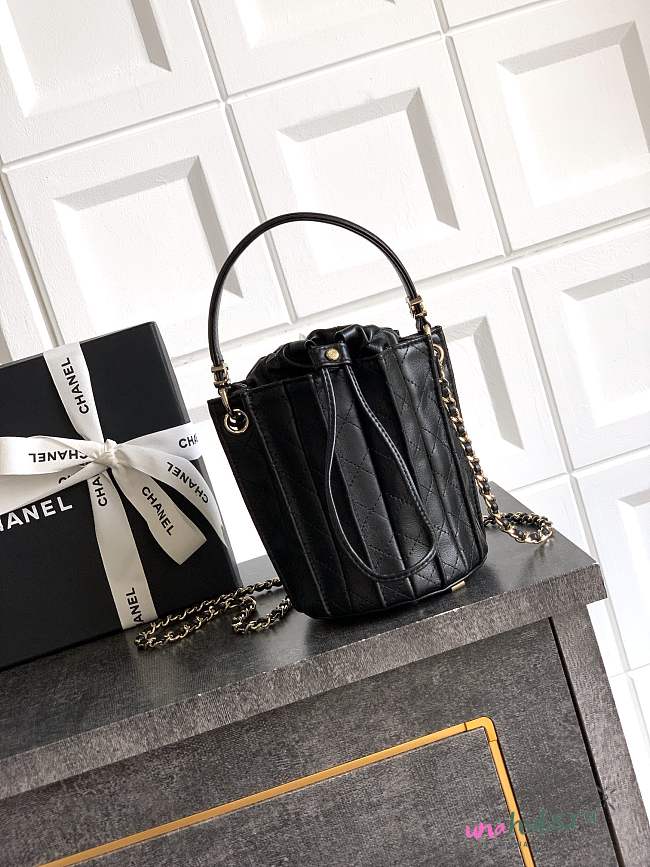 Chanel Small Bucket Bag Lambskin Black 15.2x14x14cm - 1