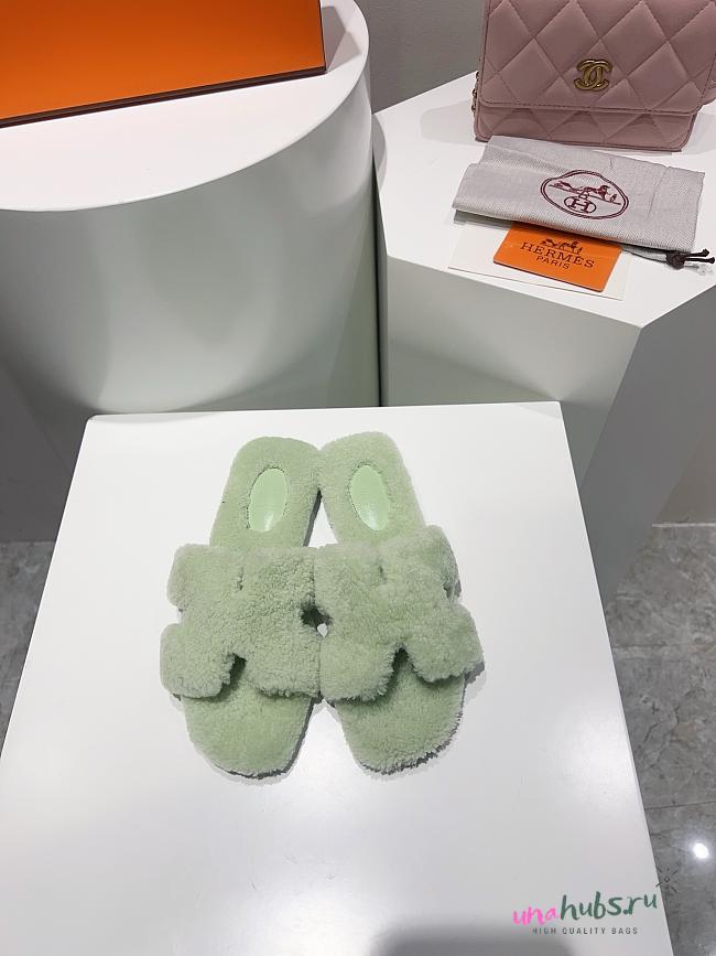 Hermes Green Slides - 1