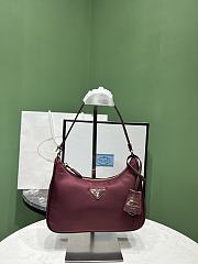 Prada Re-Edition Bag Burgundy 22x18x6.5cm - 1