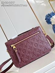 Louis Vuitton LV Pochette Metis MM Red Wine 25x19x7cm - 3