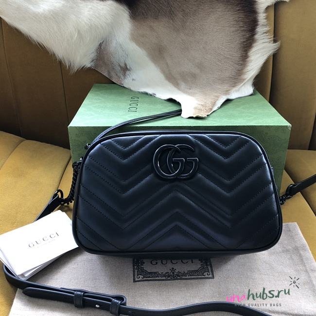 Gucci Marmont Bag Black 24x7x13cm - 1