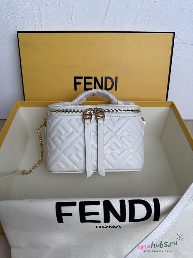 Fendi Vanity White nappa leather 16x11x8cm - 1