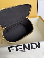 Fendi Vanity Yellow nappa leather 16x11x8cm - 3