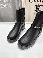 Valentino Garavani Black Rockstud Beatle boots - 5