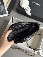 Chanel 25k Bag Black 26x18x5cm - 3