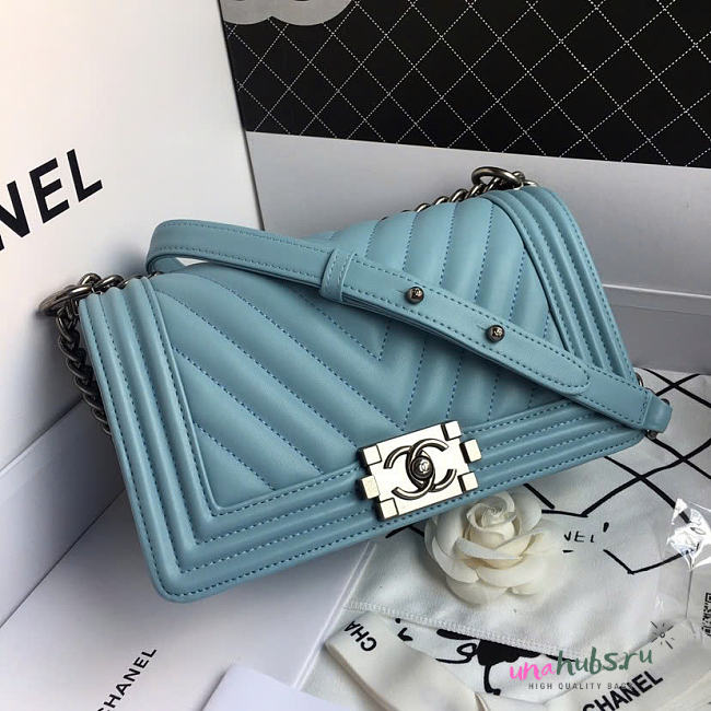 Chanel Le Boy Blue Silver Lambskin Chevron 25cm - 1