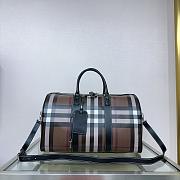 Burberry duffel bag 50x22x25cm - 1