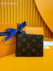 Louis Vuitton LV Monogram 11.5x9x1.5cm - 1