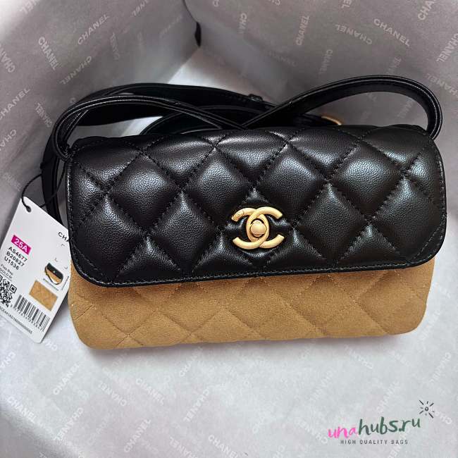 Chanel Flap Bag Black Tan suede 19.5x11.5x5cm - 1